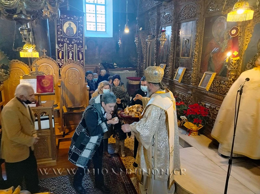 52629000590 c1884637e6 b