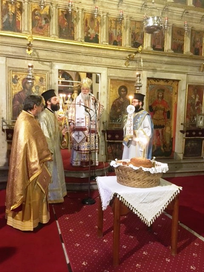 Η ΚΕΡΚΥΡΑ ΤΙΜΗΣΕ ΤΗΝ ΕΟΡΤΗ ΤΩΝ ΤΡΙΩΝ ΙΕΡΑΡΧΩΝ 12