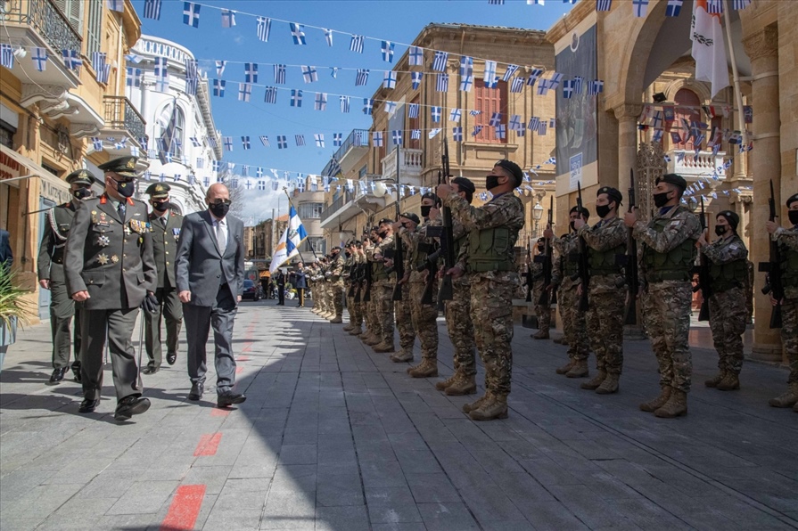 resized resized A31I3956