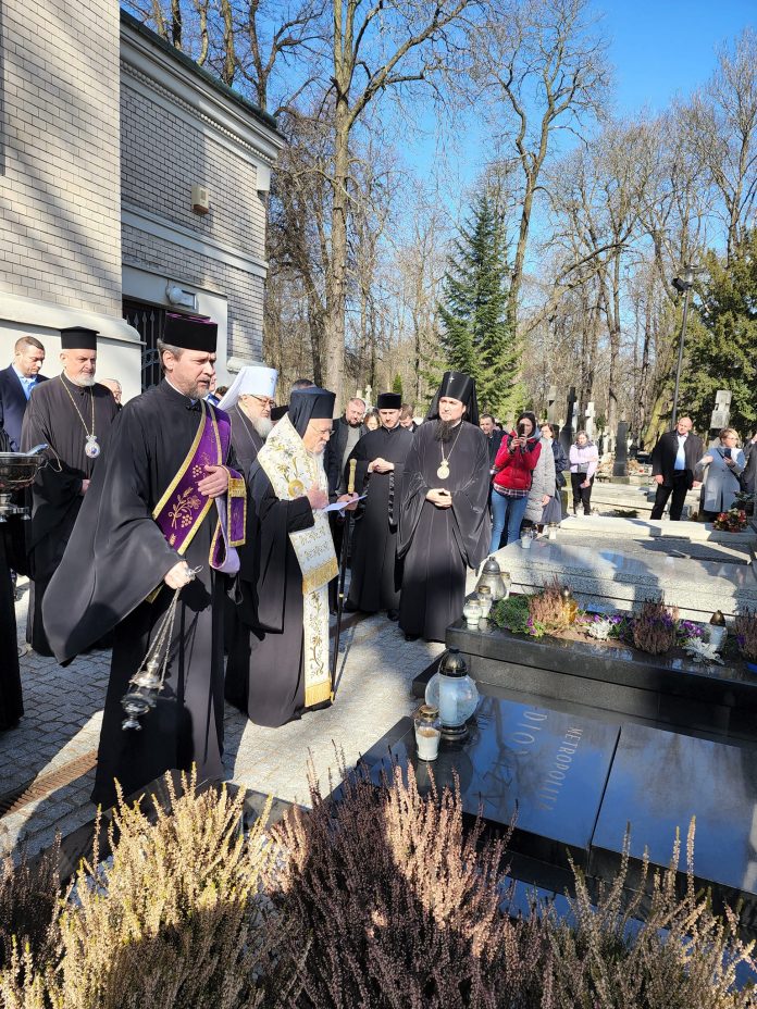 277569728 10166468819460012 7555779426348685707 n 696x928