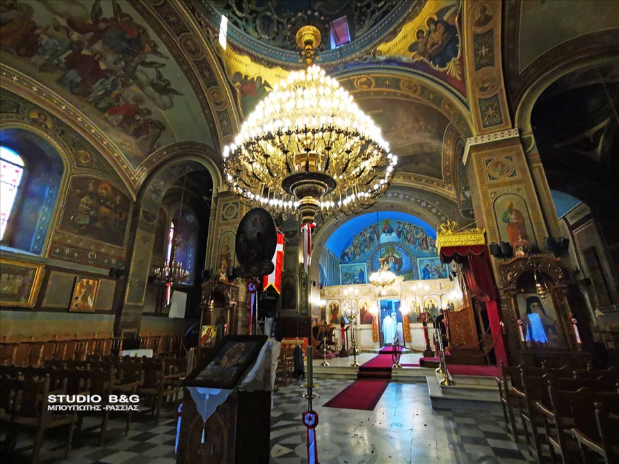 NAUPLIO ESPERINOS AGAPHS XORIS PISTOUS KORONOIOS12