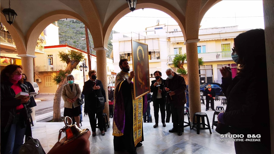 NAFPLIO H PERIFORA TOU NUMFIOU XRISTOU EKKLHSIA COVID14