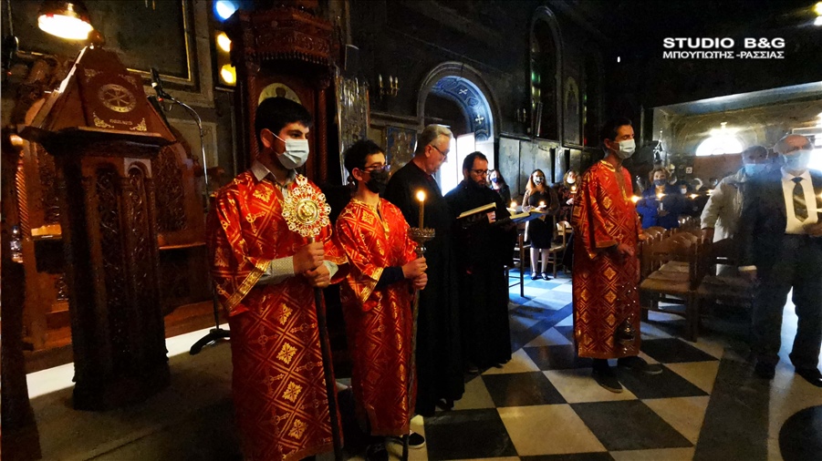 NAFPLIO H PERIFORA TOU NUMFIOU XRISTOU EKKLHSIA COVID22