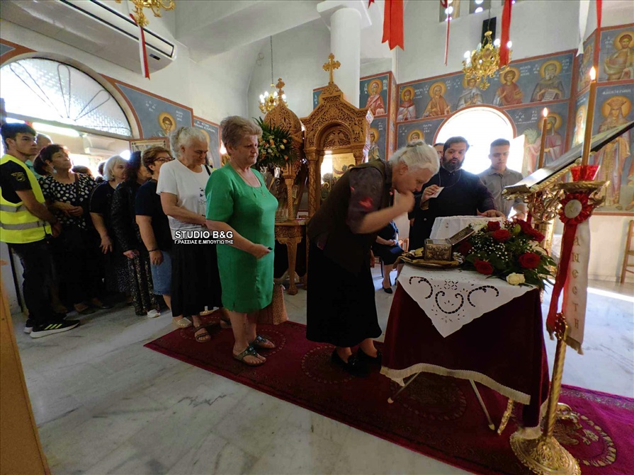 Φρέγκαινα υποδοχή ιερών λειψάνων 76