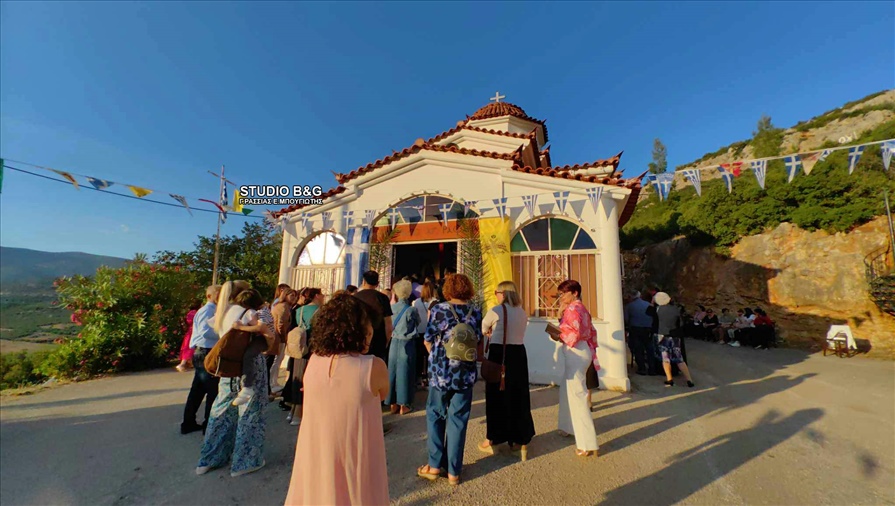 Φρέγκαινα υποδοχή ιερών λειψάνων 77