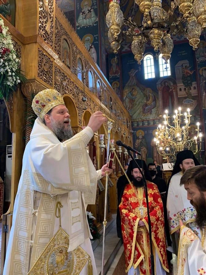 i eorti tis zoodoxou pigis stin kalograiza 012