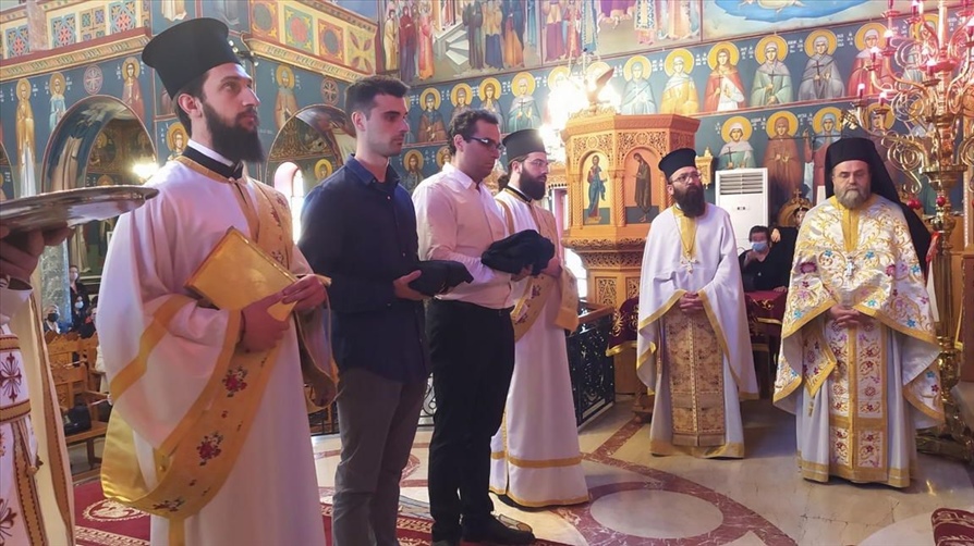 i eorti ton agion konstantinou kai elenis sti nea ionia 010