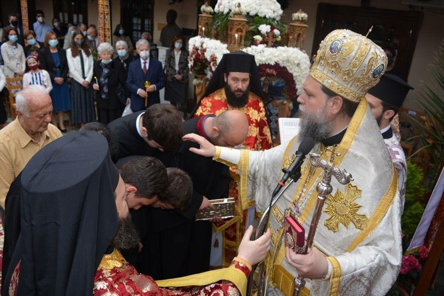 i eorti tou agiou georgiou tou tropaioforou stin i m neas ionias 003