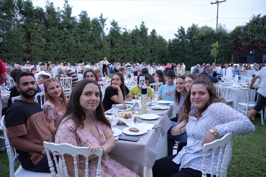 ΔΕΙΠΝΟΧΟΡΟΣ 17