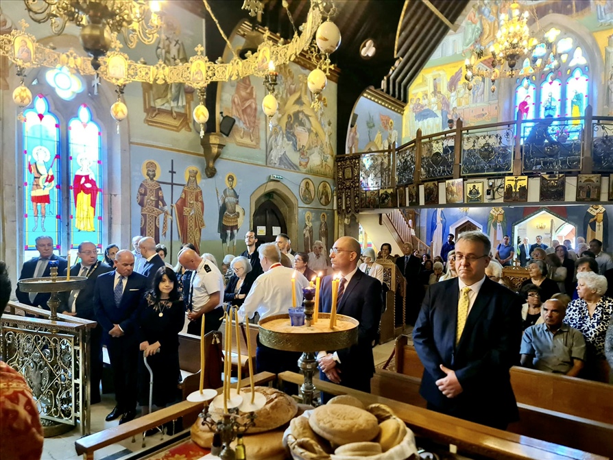 56d1fbf2 08d8 4f54 bdda de815c627153