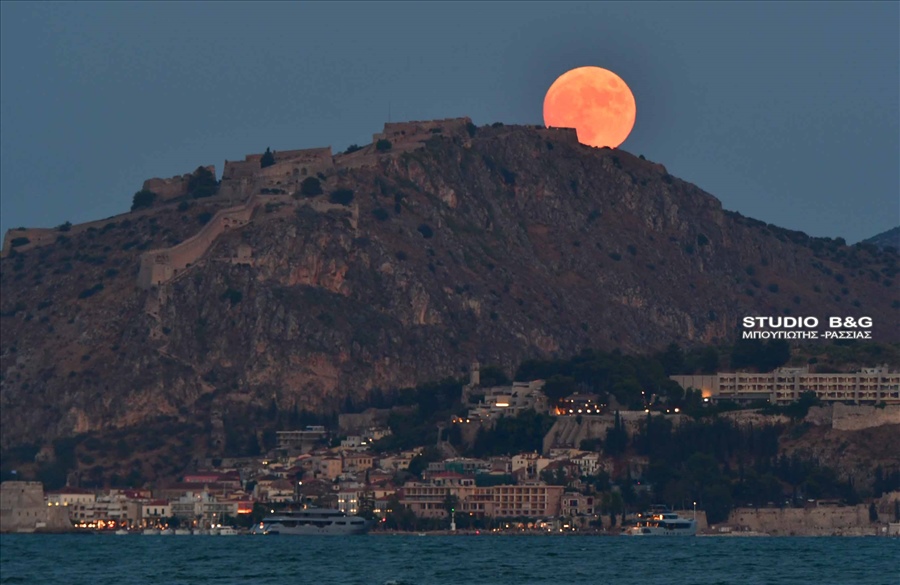 NAFPLIO PANSELHNOS IOULIOU FEGGARI ELAFIOU5