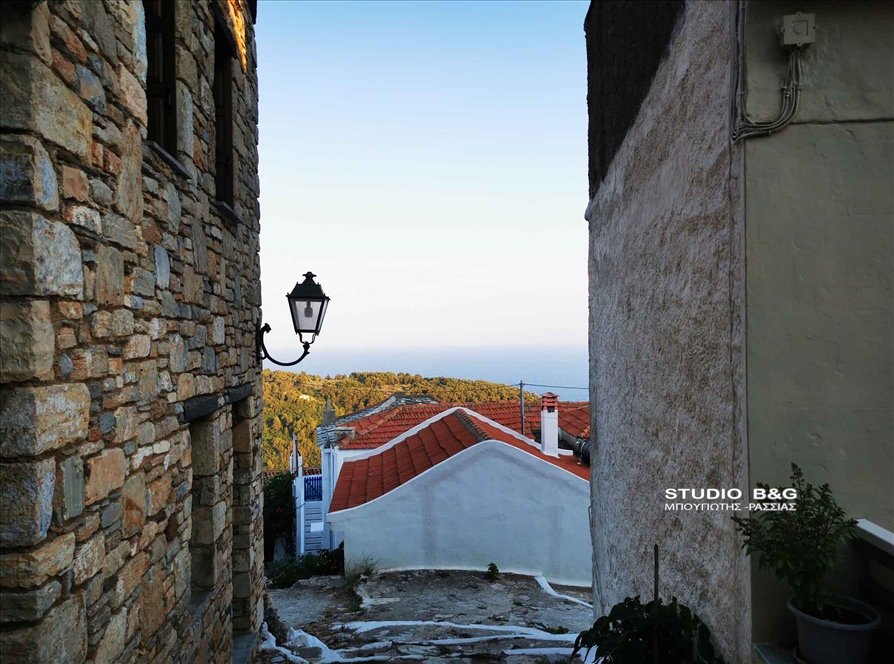 SPORADES ALONNHSOS XORA17