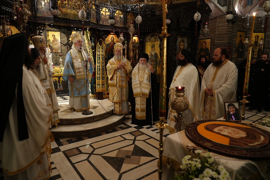 40Mnimosyno Paisias 6945