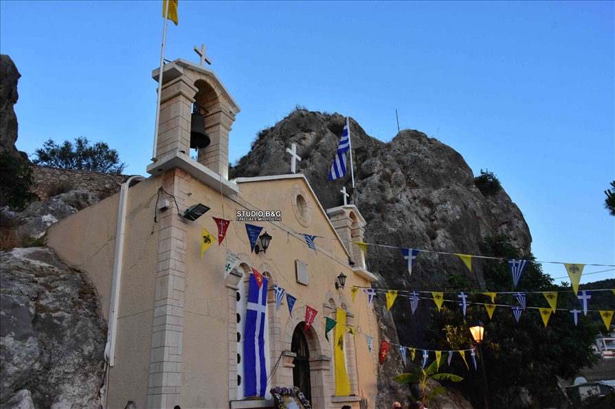 Αγίων Πάντων 2