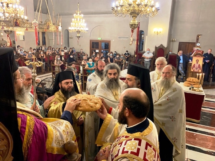 Ιερός Ναός Αγίυ Πολυδώρου Καιμακλί 2 1