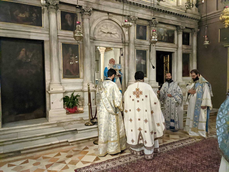 ΚΕΡΚΥΡΑΣ ΝΕΚΤΑΡΙΟΣ ΝΑ ΥΠΕΡΒΟΥΜΕ ΤΗΝ ΠΝΕΥΜΑΤΙΚΗ ΦΘΟΡΑ 2