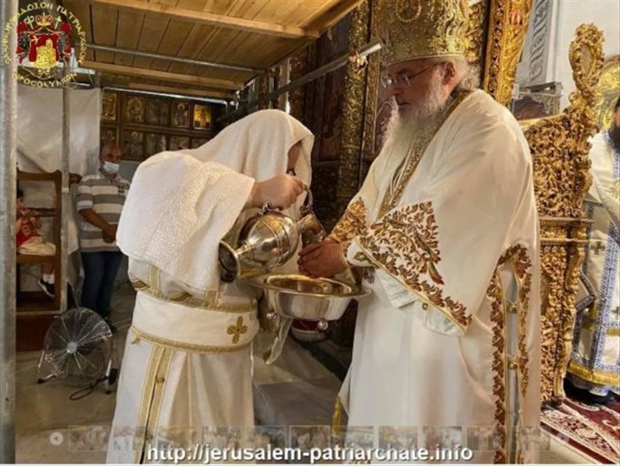 χιειροτονία διακόνου 600x451