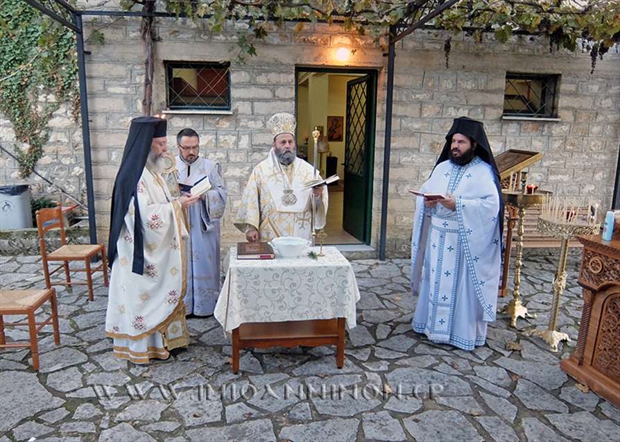 50508213263 c8fe14f543 b