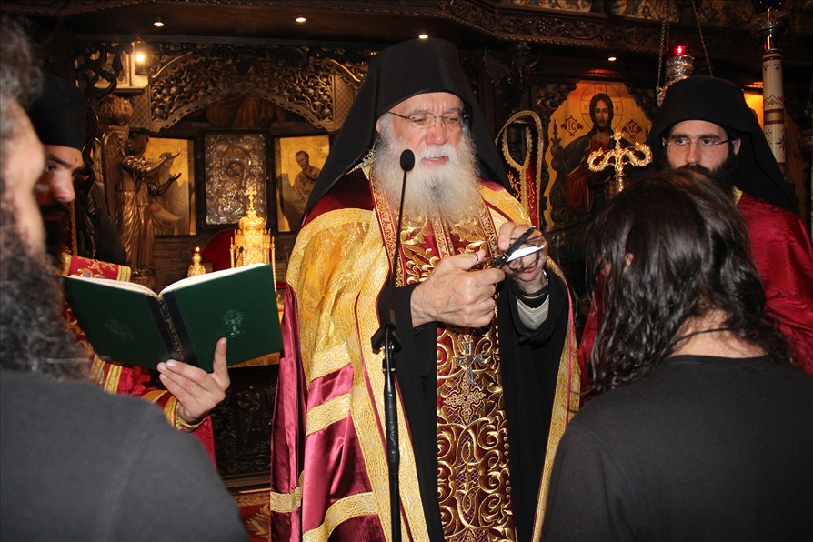 Monaxikes koures 5717