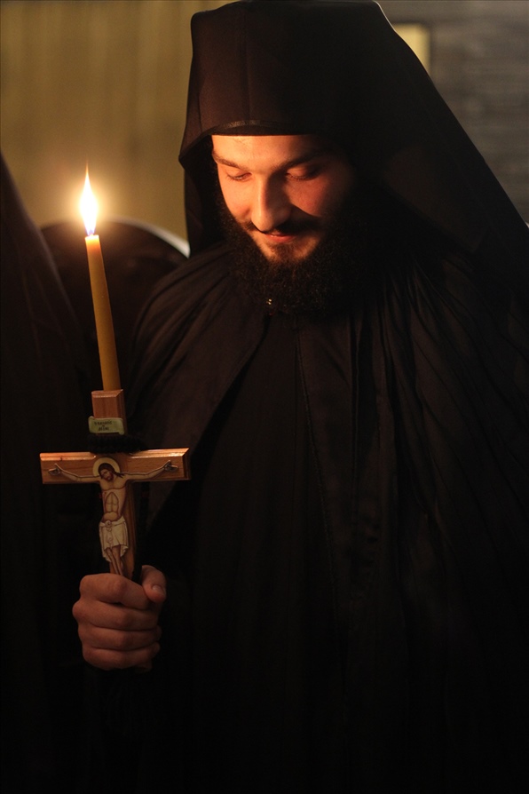 Monaxikes koures 5770