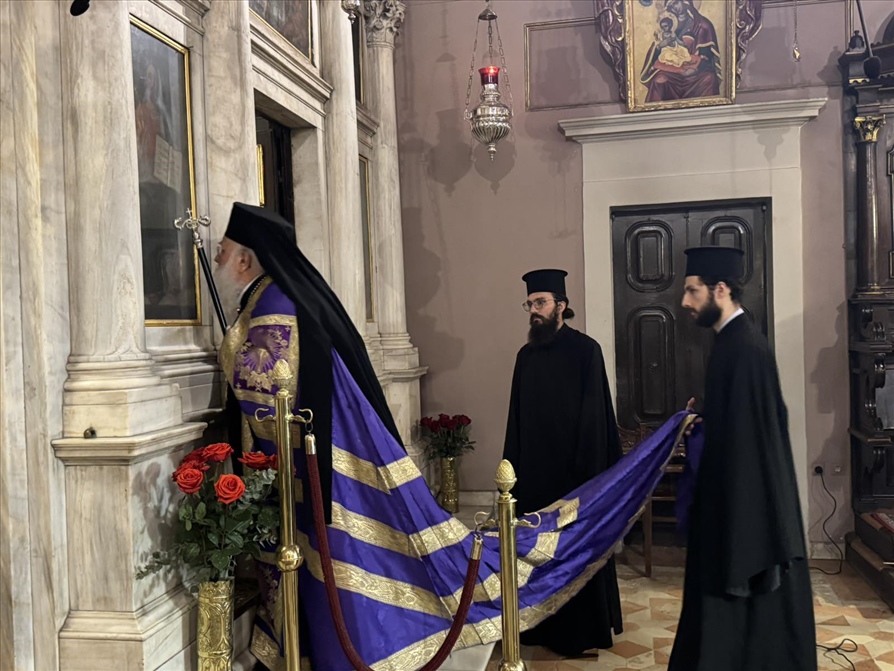 e katanyktikos esperinos stin kerkyra 3