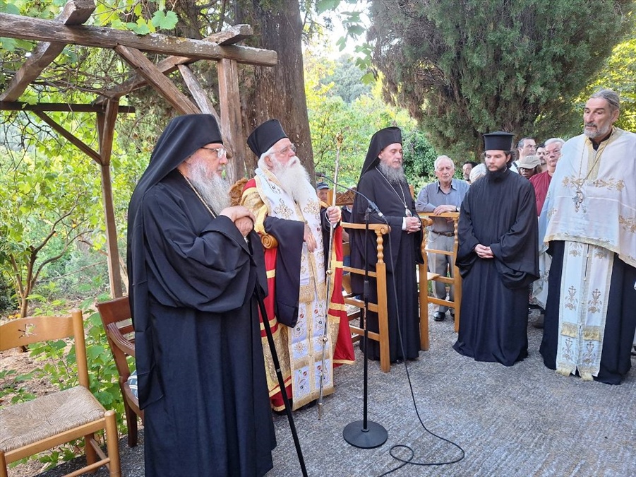 eorti agiou spuridonos 1