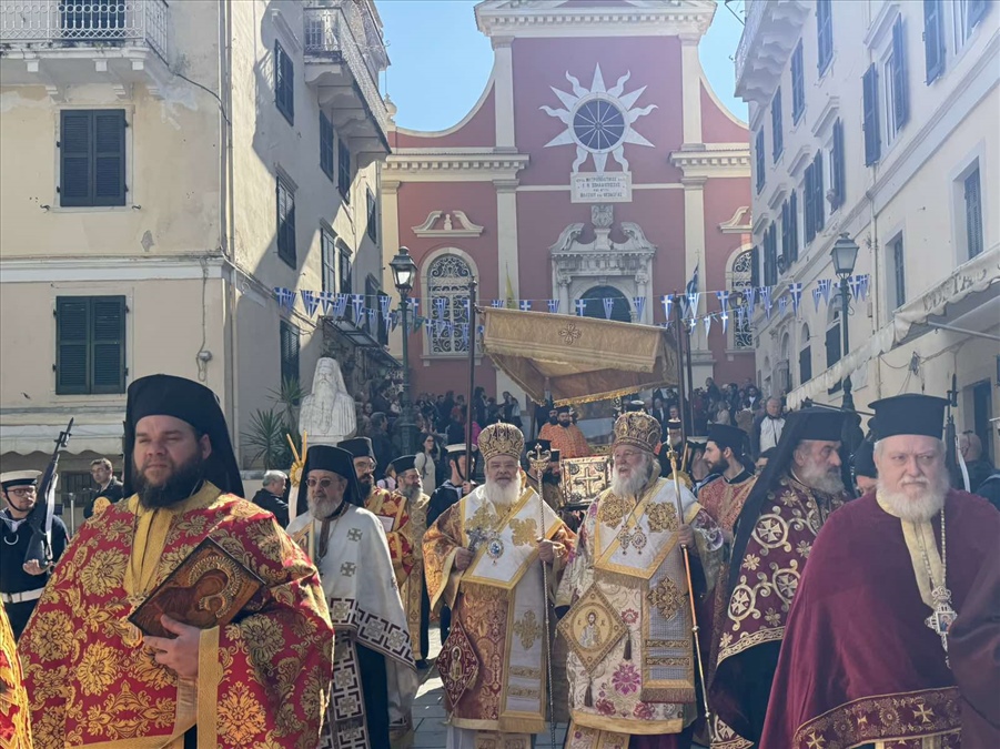 DIAMARTYRIA TOY MITROPOLITI KERKYRAS GIA ANTIXRISTIANIKI EKTHESI STIN ETHNIKI PINAKOTHIKI 11