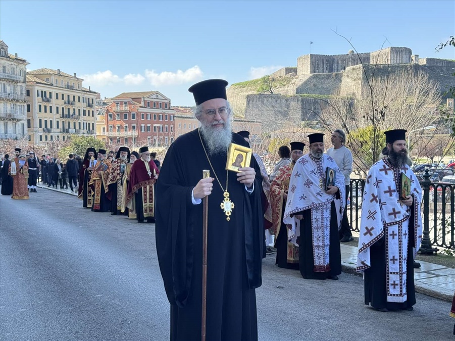 DIAMARTYRIA TOY MITROPOLITI KERKYRAS GIA ANTIXRISTIANIKI EKTHESI STIN ETHNIKI PINAKOTHIKI 16