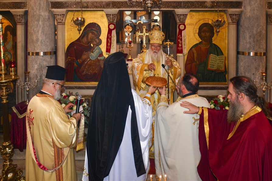 kerkyras nektarios o sygchronos anthropos tis tachytitas vionei mia alitheia syskoteismeni 20