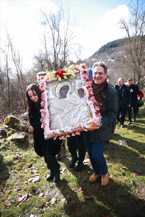 IMG 7e837c65937d1bc786d890fbd9ee4da6 V