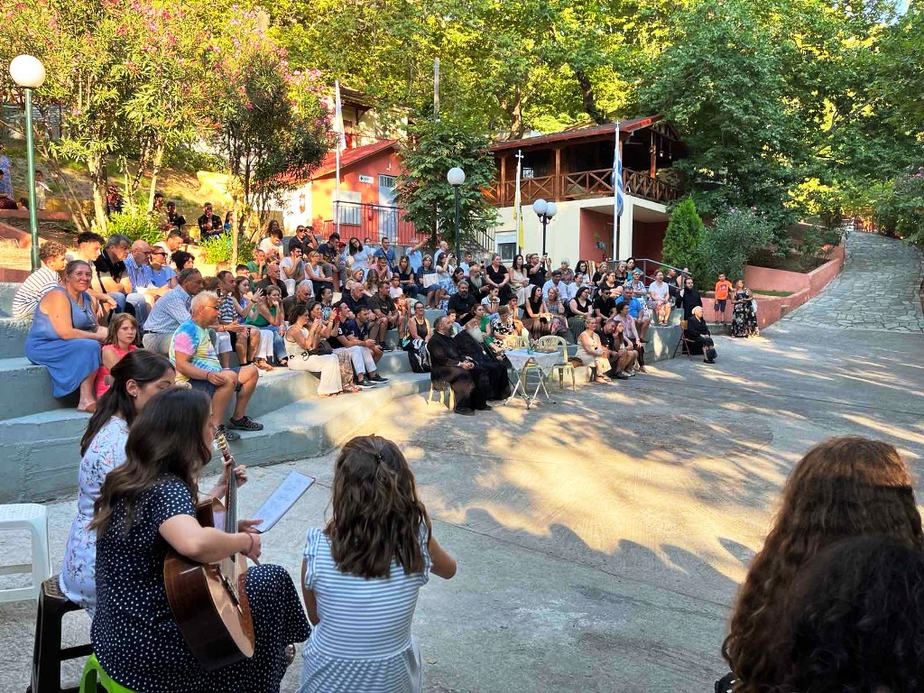 giorti lixis e camp koritsiwn 6