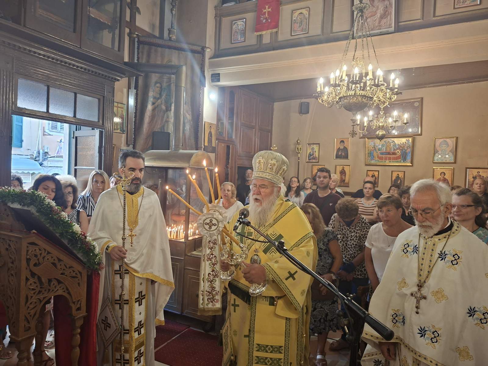 kerkyras nektarios na antistathoume sta sygchrona revmata tis atheΐas4